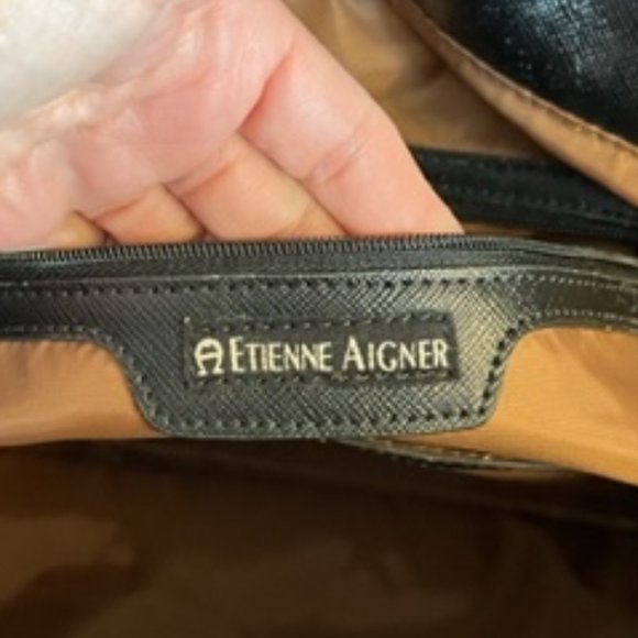 Etienne Aigner Large Black Leather Computer Bag/Tote. Pockets and Compartments - Picture 6 of 16